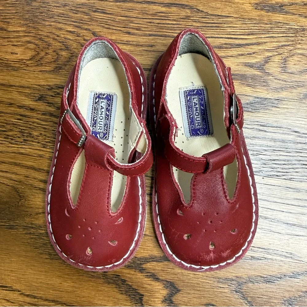 L'Amour Girls Joy Red Leather T-Strap Mary Kanes Kids Dress Shoes 8-9